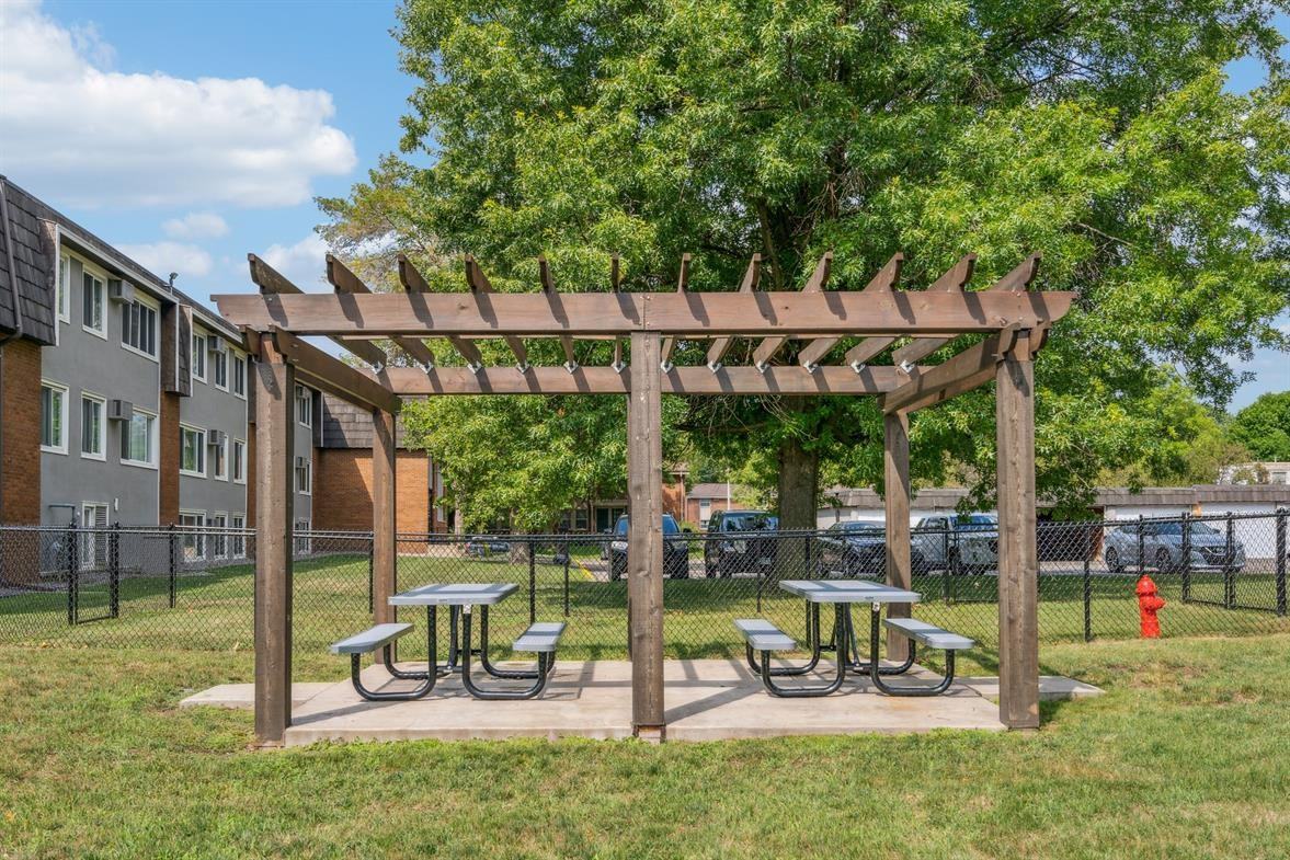 Pike Lake Apartments - Photo 5 of 10