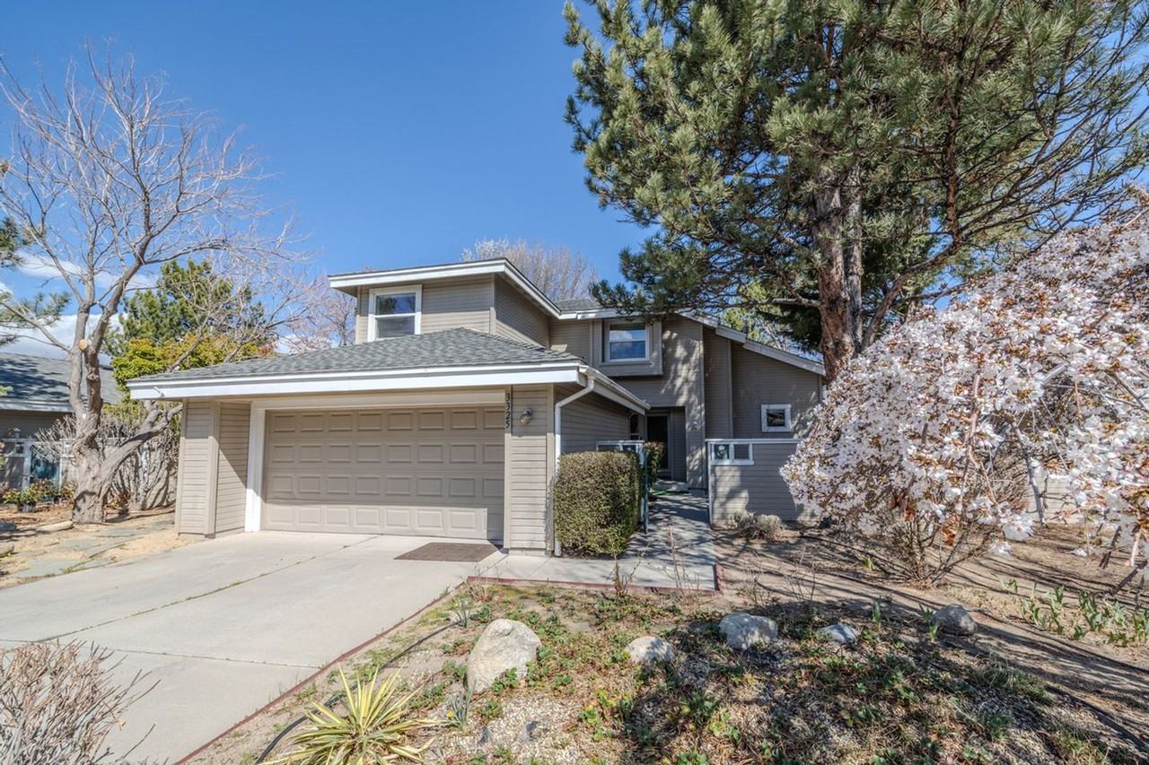 3325 Spring Creek Cir - Photo 2 of 33