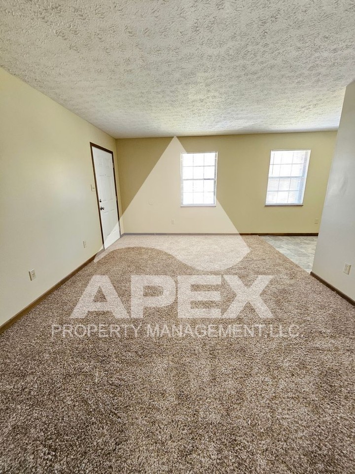5615 Jacksboro Pike #7 - Photo 6 of 18