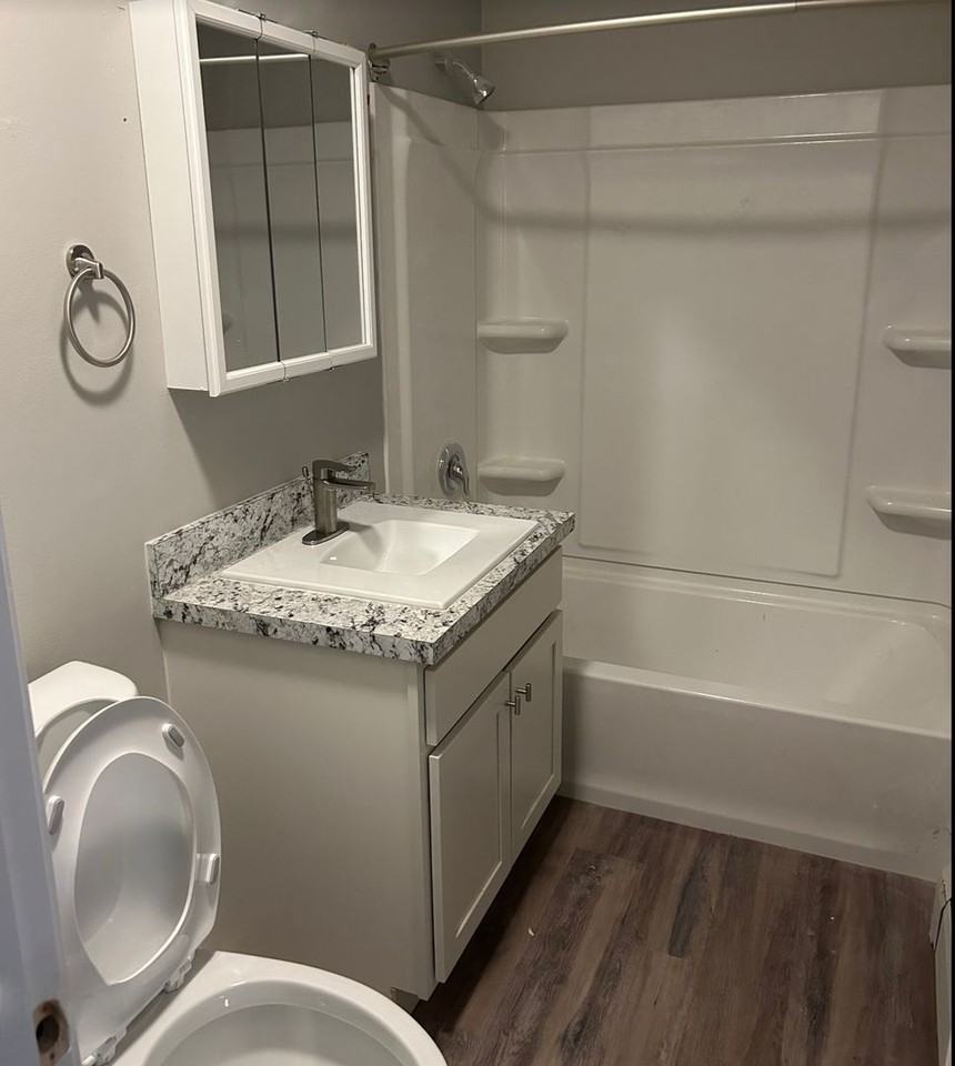 Harrison House Apartments - Photo 3 of 10