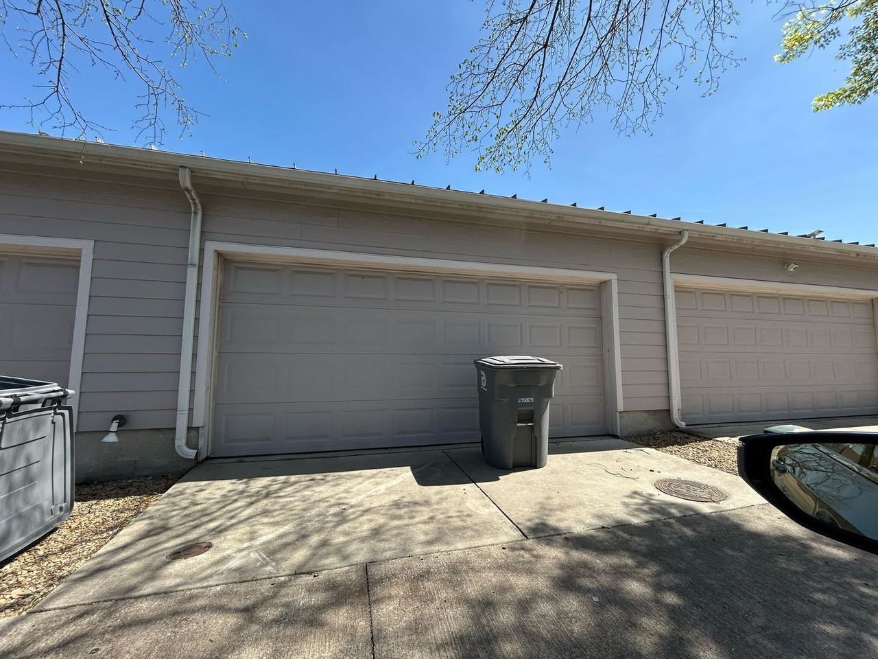 212 Stellariga Pl - Photo 4 of 26