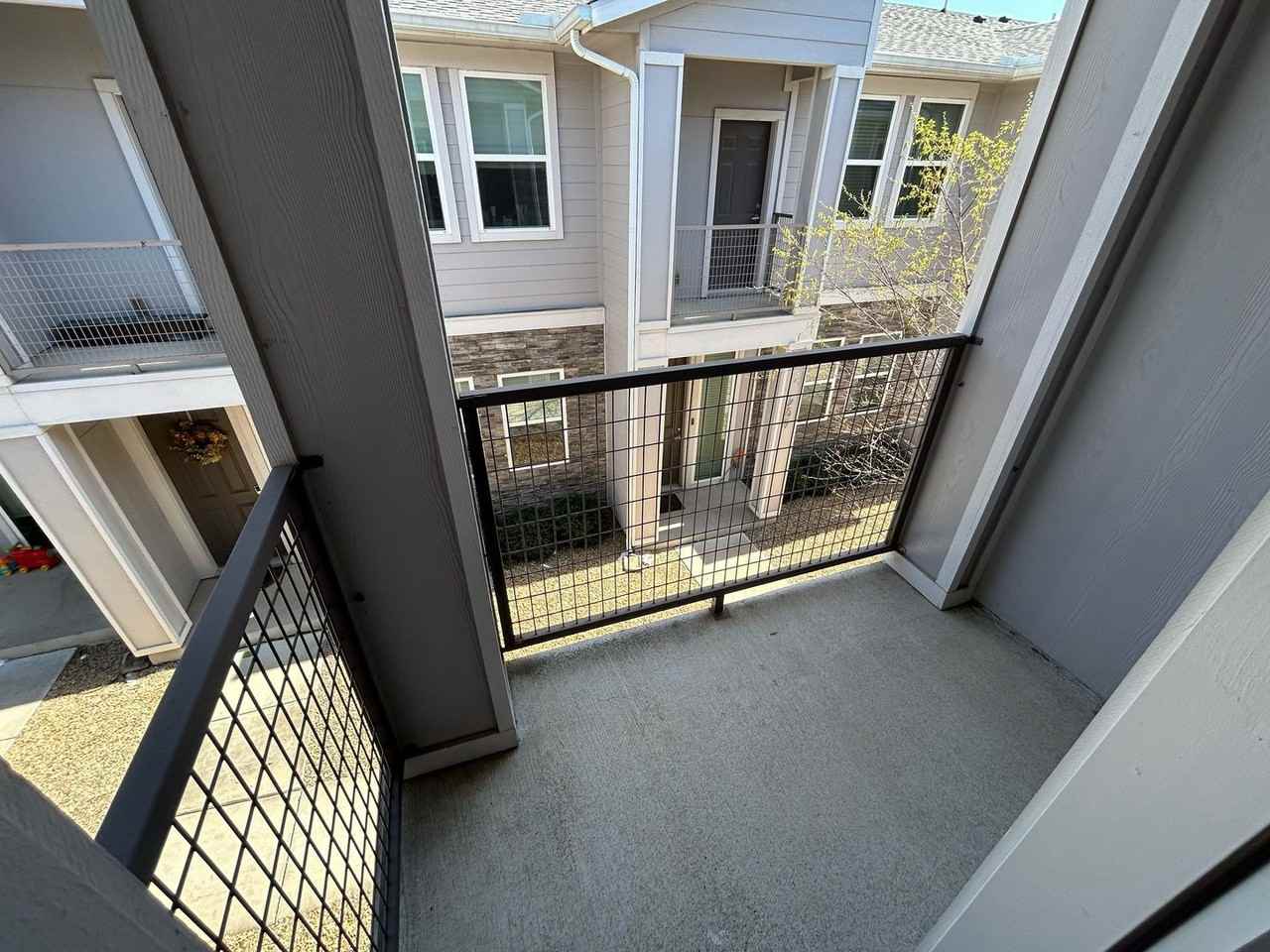 212 Stellariga Pl - Photo 6 of 26