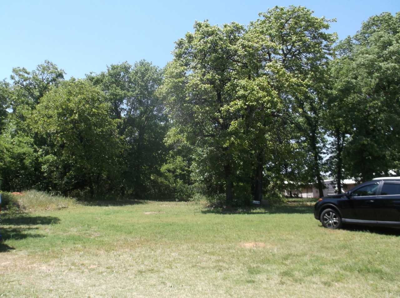 255 N Triple X Rd - Photo 4 of 17