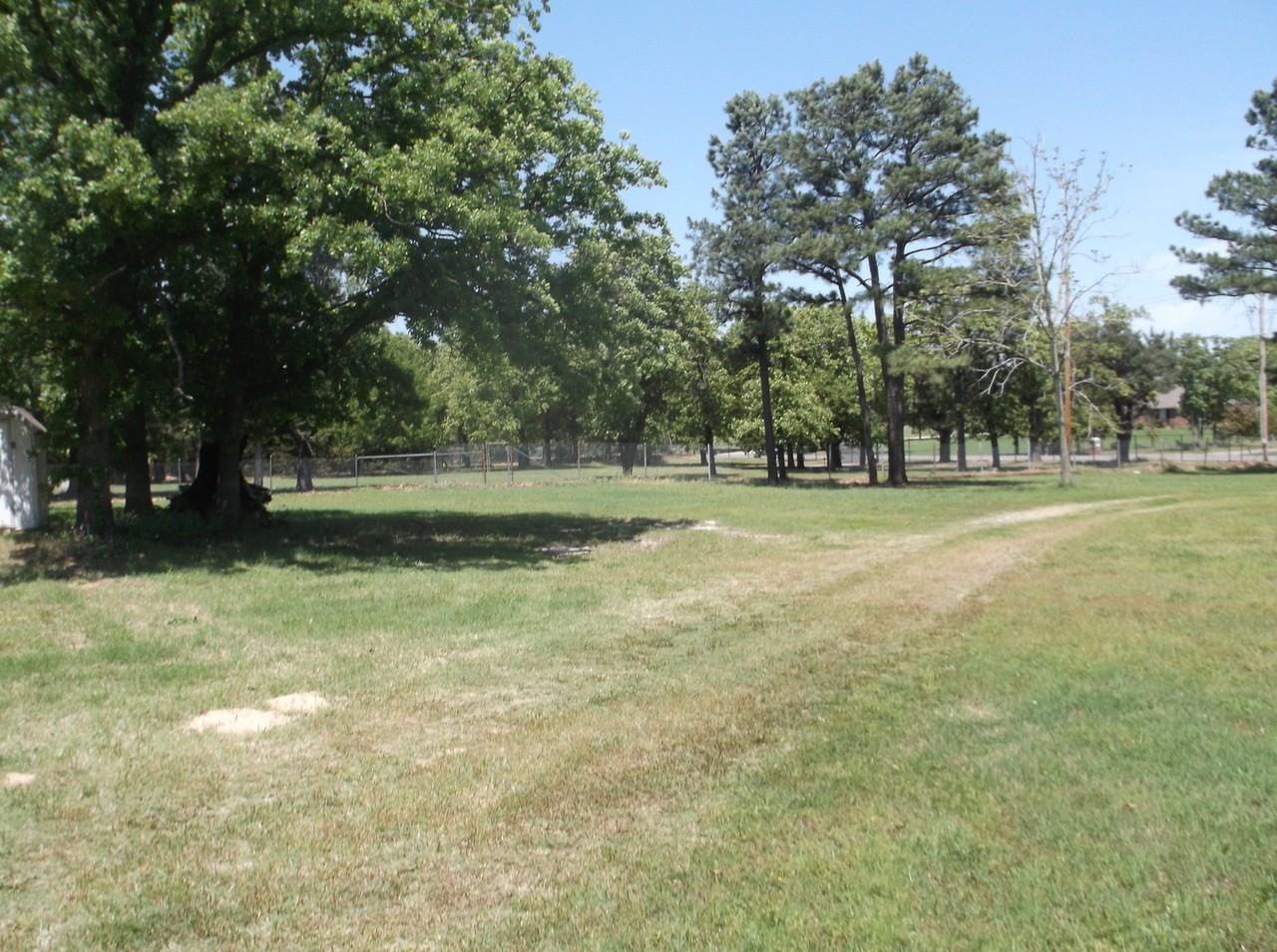 255 N Triple X Rd - Photo 6 of 17