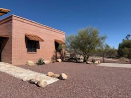 featured image of 7040 N Montecatina Dr