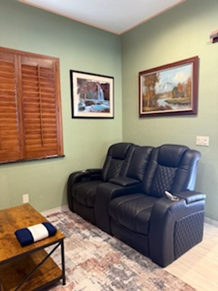 7040 N Montecatina Dr - Photo 5 of 22