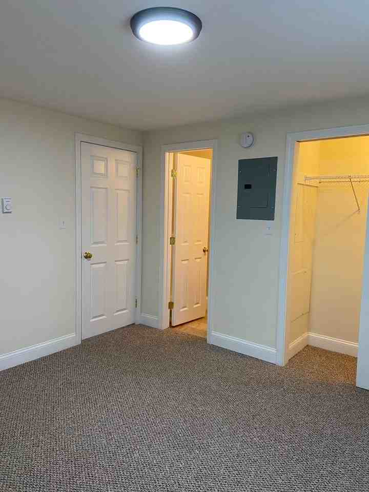 10 Maple Street - Photo 5 of 9