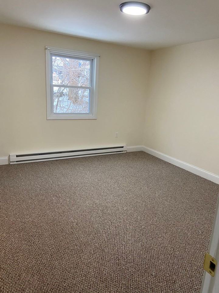 10 Maple Street - Photo 7 of 9