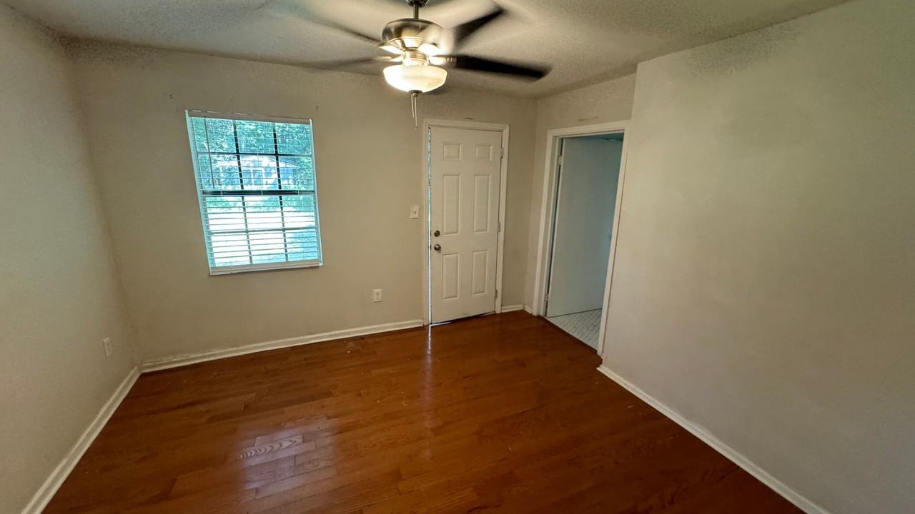 5411 Jasmine Ave - Photo 4 of 4