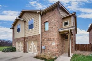 featured image of 8436 Jay St