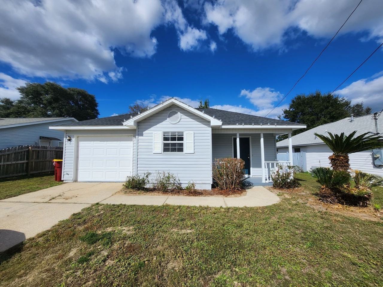 419 Apple Dr - Photo 3 of 18