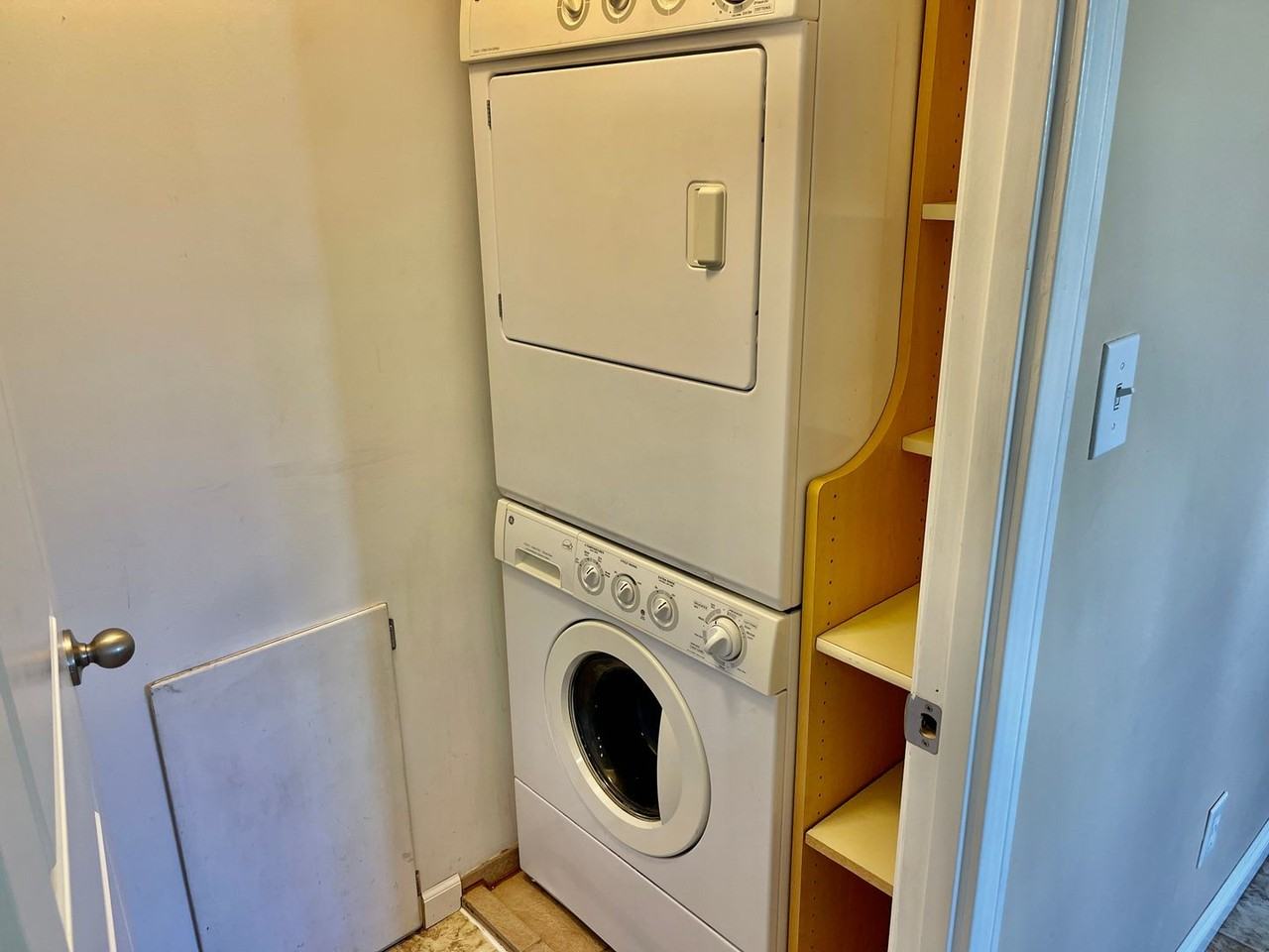 1417 S Tacoma St - Photo 7 of 15