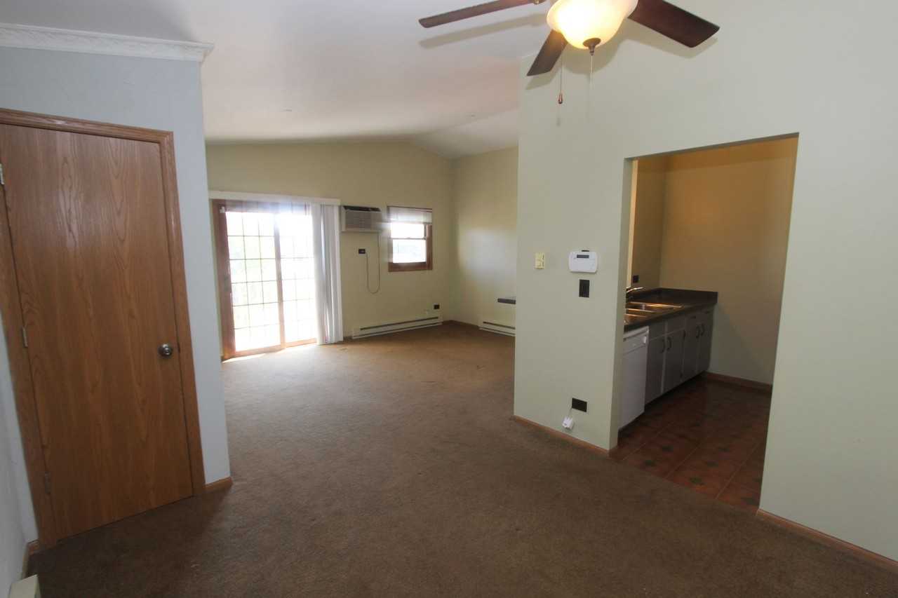 1375 Cunat Ct - Photo 2 of 13