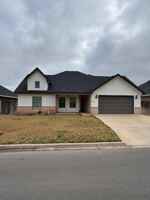 featured image of 3009 Legacy Ln