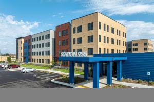 featured image of 955 W Clairemont Ave