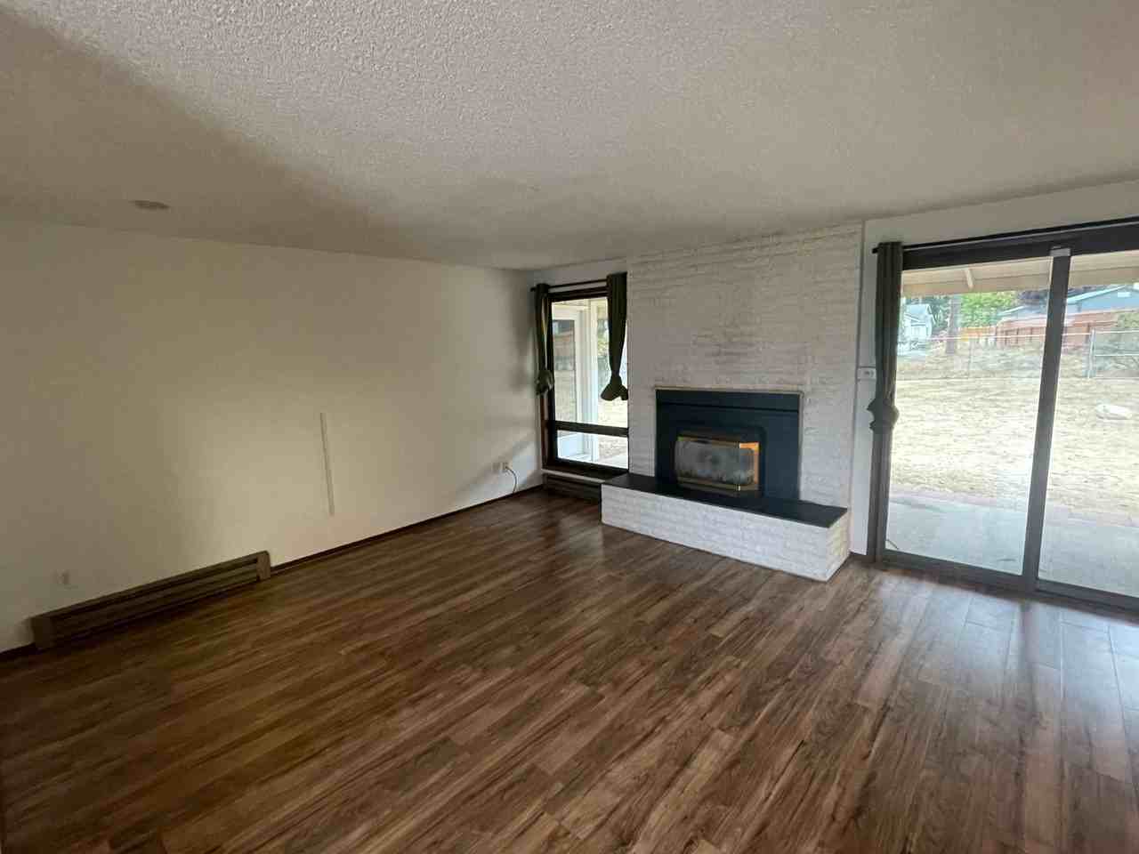 1780 Ne 11th Ave - Photo 2 of 10