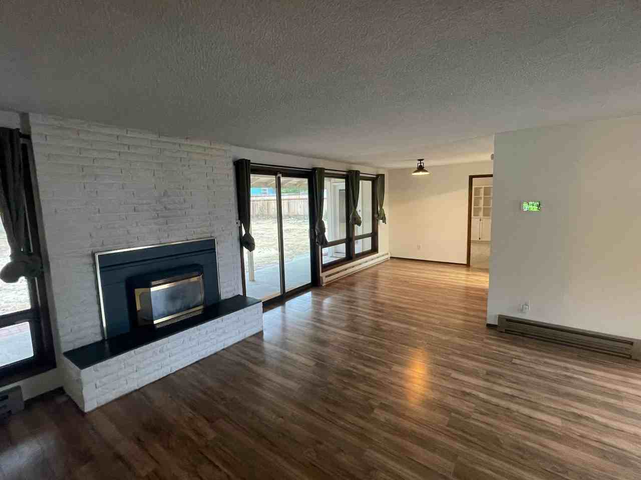 1780 Ne 11th Ave - Photo 3 of 10
