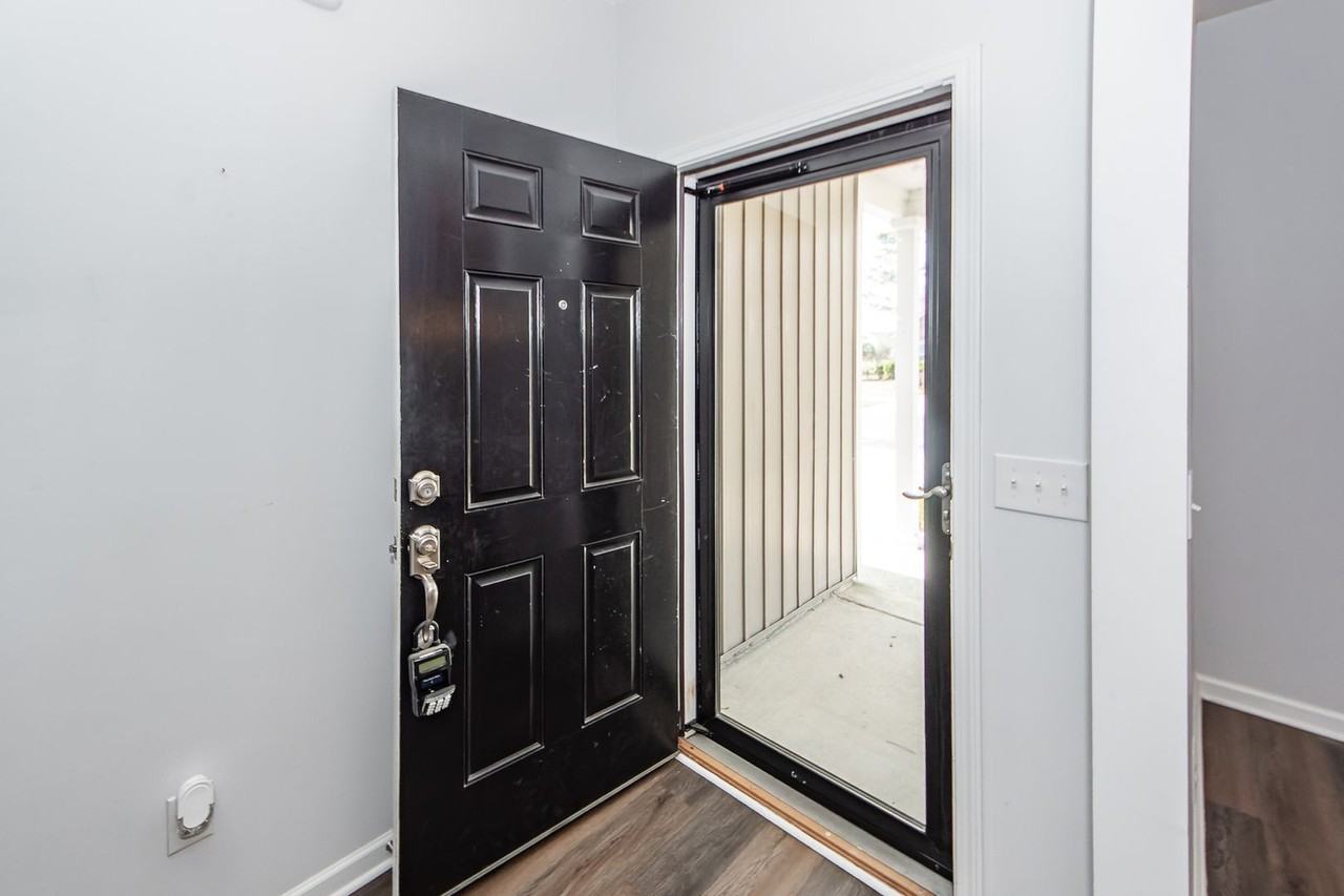 245 Decatur Drive - Photo 3 of 50