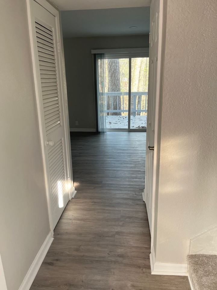 145 La Vista Ln - Photo 2 of 17