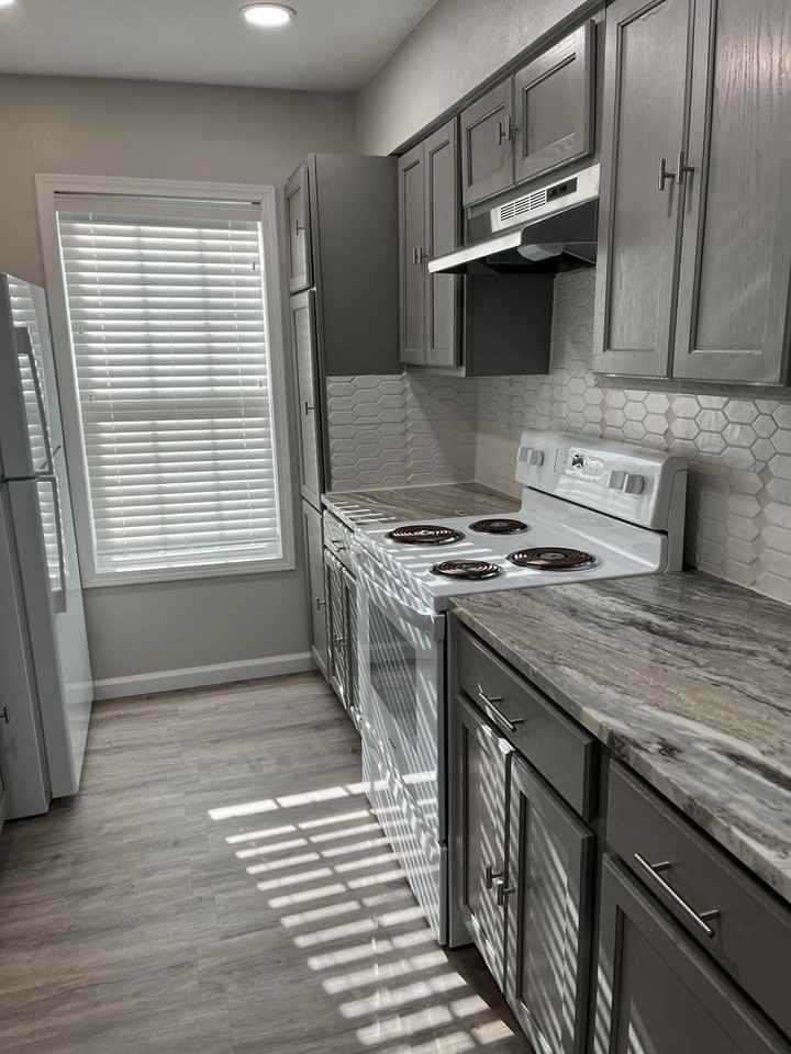 145 La Vista Ln - Photo 6 of 17