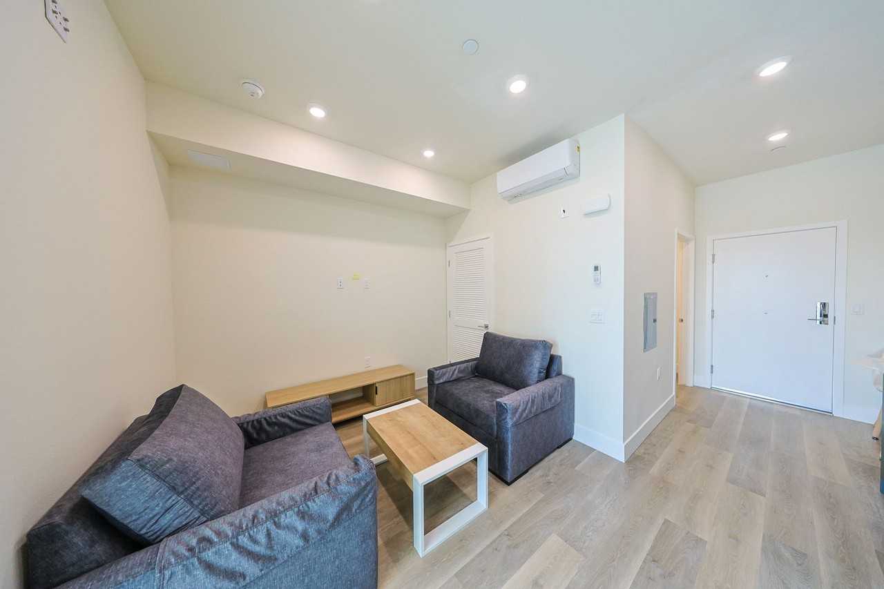 Orion 1317 Jefferson - Photo 3 of 33