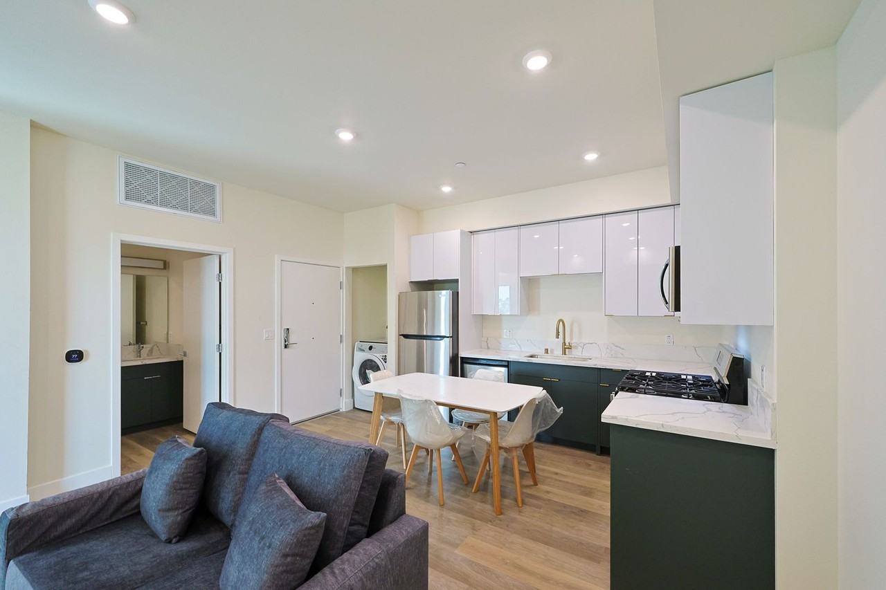 Orion 1317 Jefferson - Photo 5 of 35