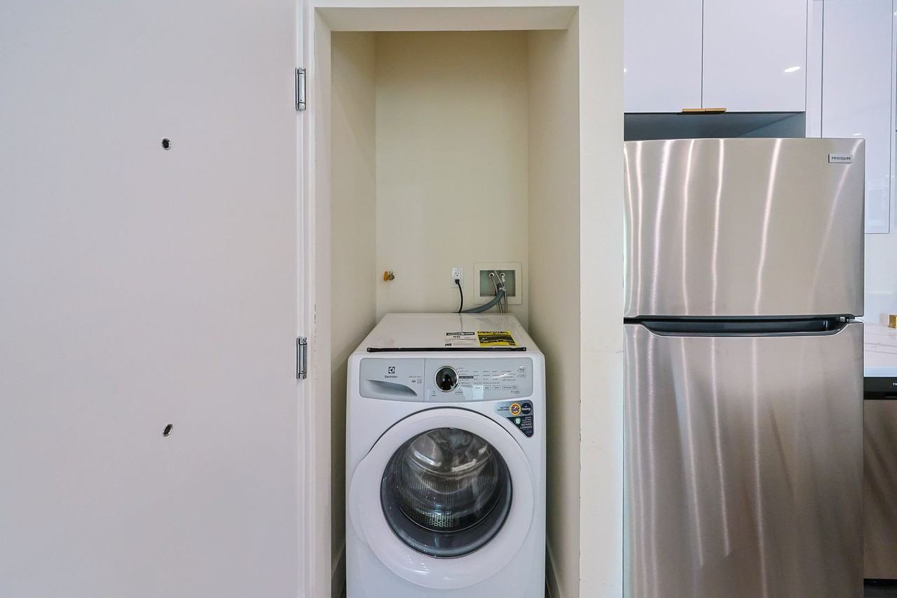 Orion 1317 Jefferson - Photo 6 of 35