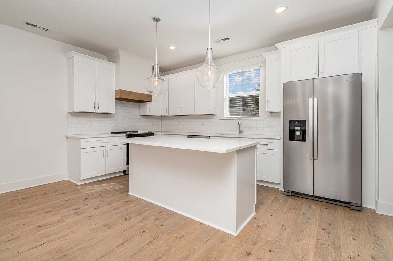 712 Caraway Ln - Photo 5 of 15