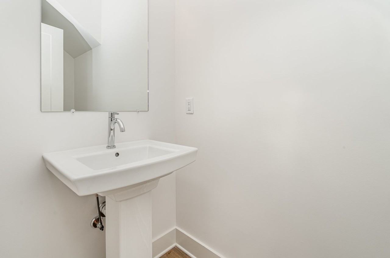 712 Caraway Ln - Photo 7 of 15