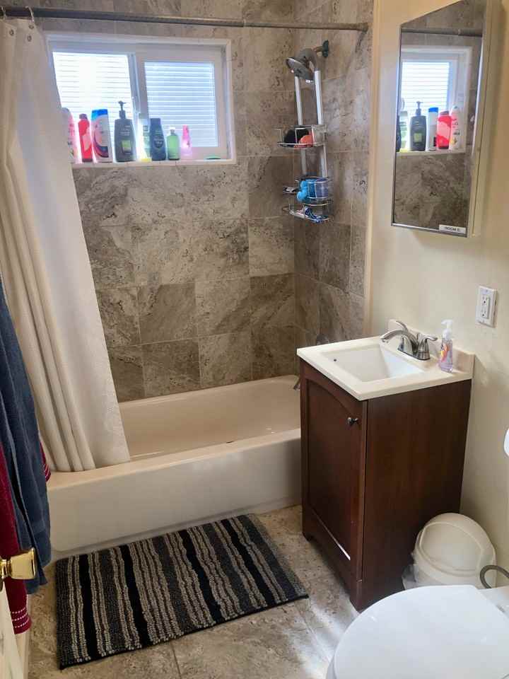 Lennox Blvd #2 - Photo 5 of 19