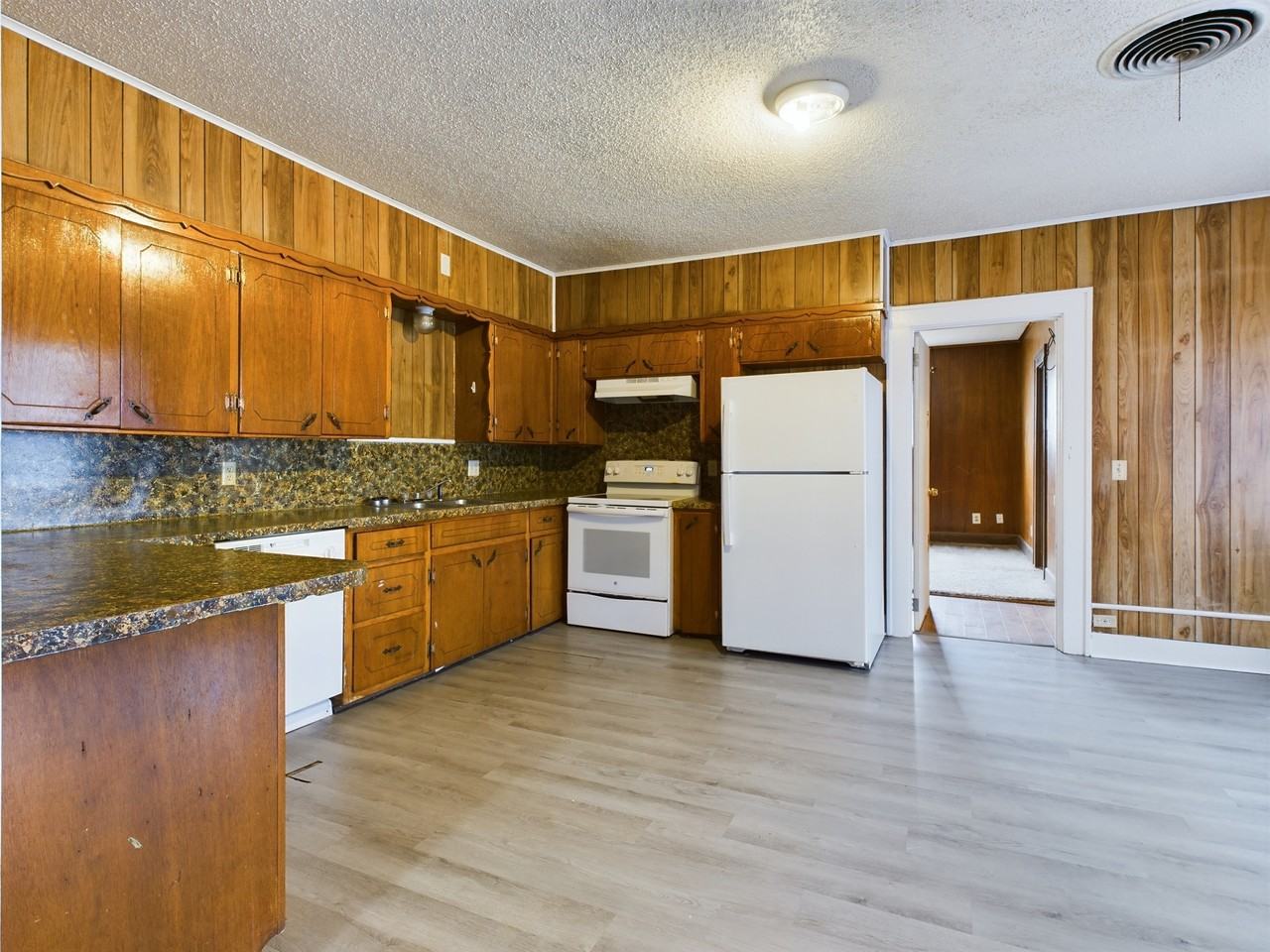 4594 Bus 287j #NA - Photo 3 of 22