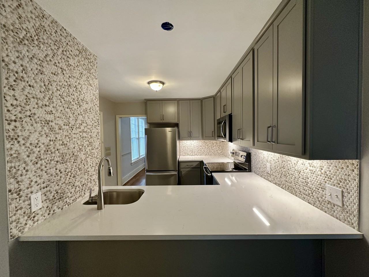 1750 Carr Ave #NA - Photo 3 of 28