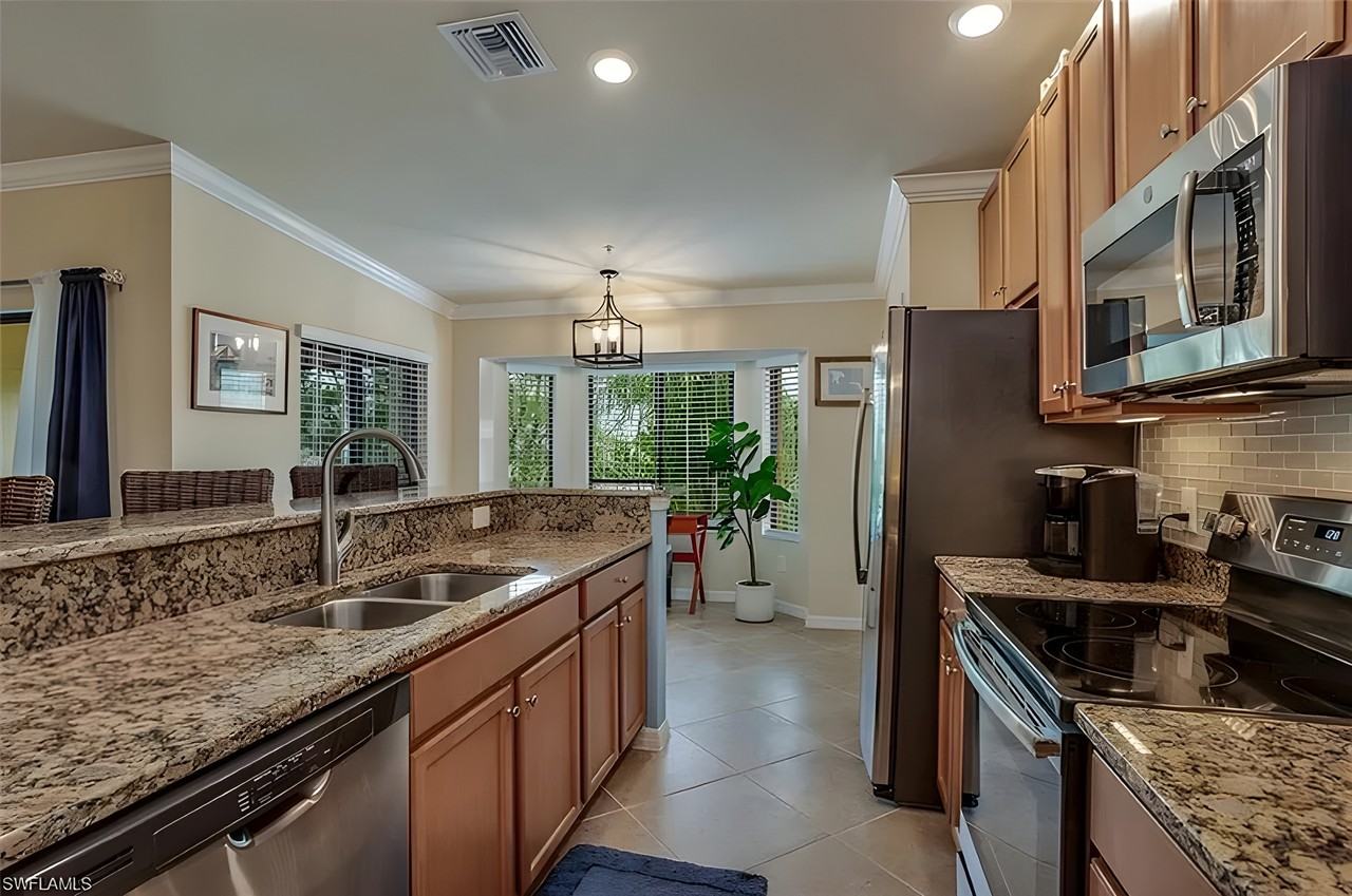 13671 Julias Way #1225 - Photo 5 of 20