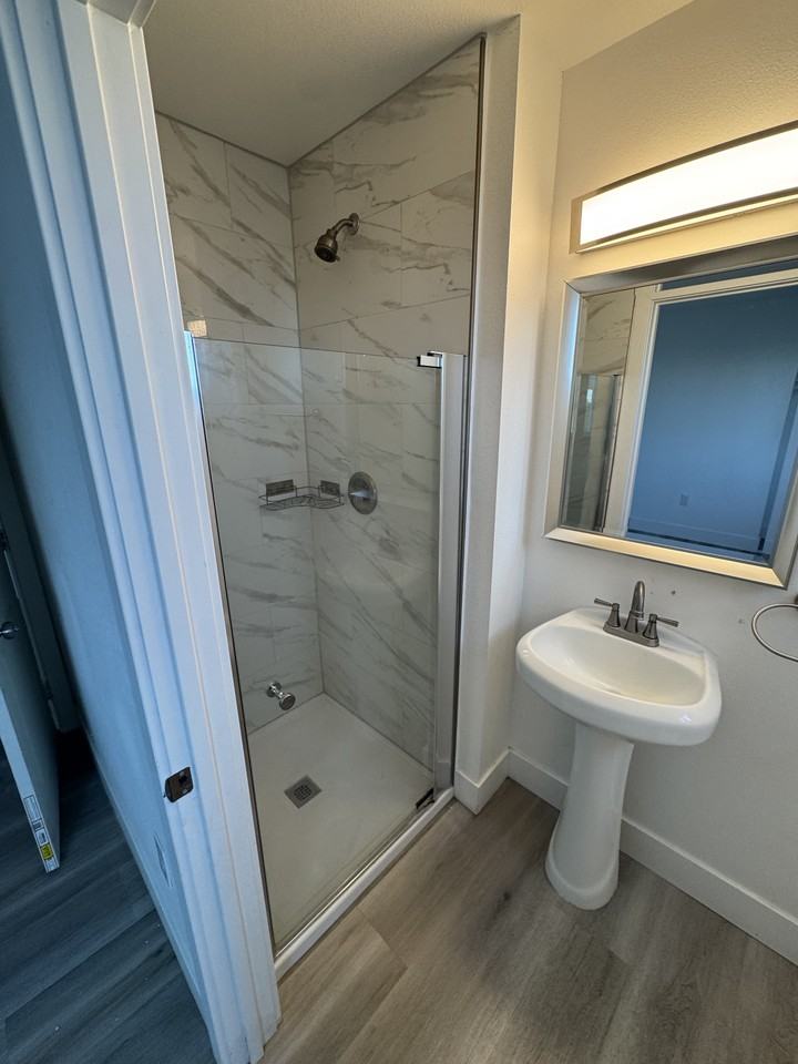 217 E 29th St - Photo 6 of 8