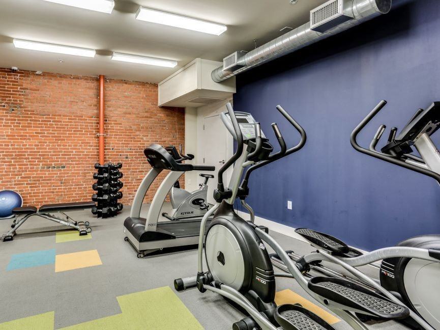 Lancaster Lofts Apartments - Photo 4 of 25