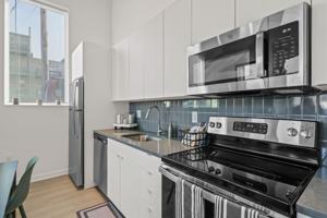 featured image of 3905 Bank St