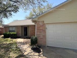 featured image of 4704 Woodway Ave