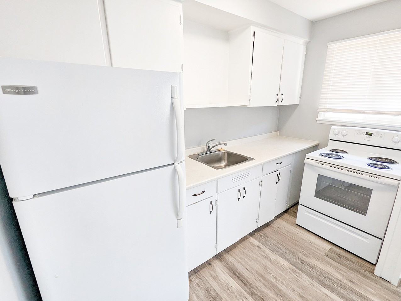 Uptown Apartments - Photo 2 of 9