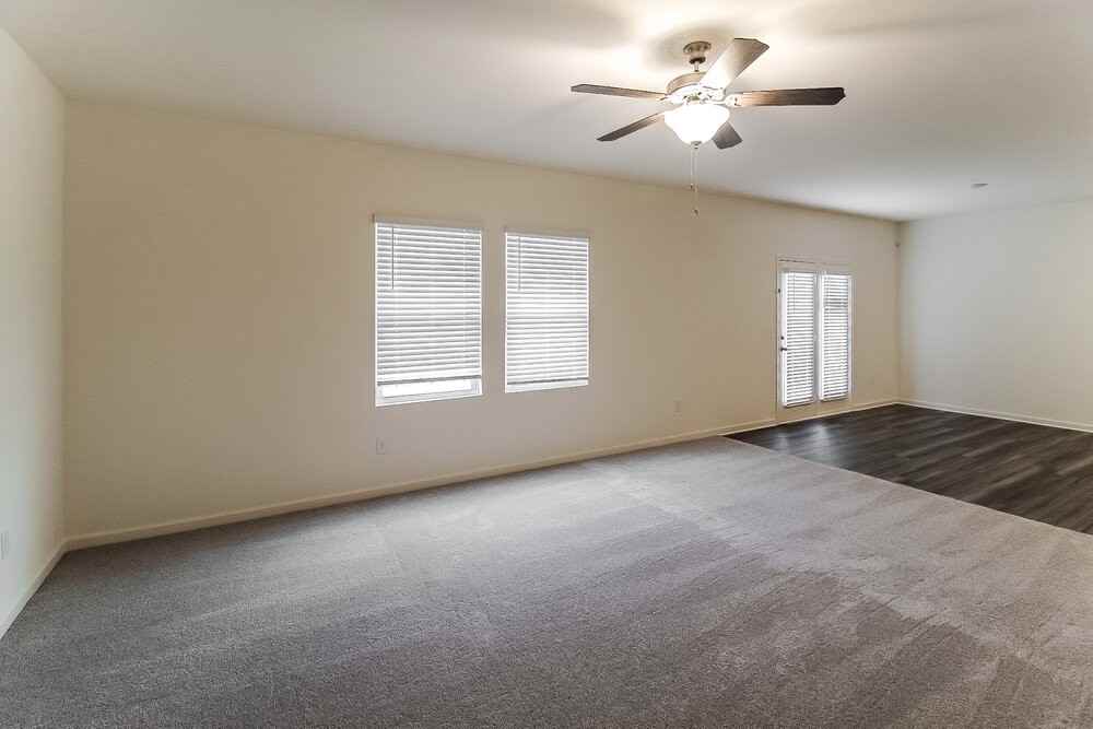 481 Knightsbridge Ln - Photo 5 of 17