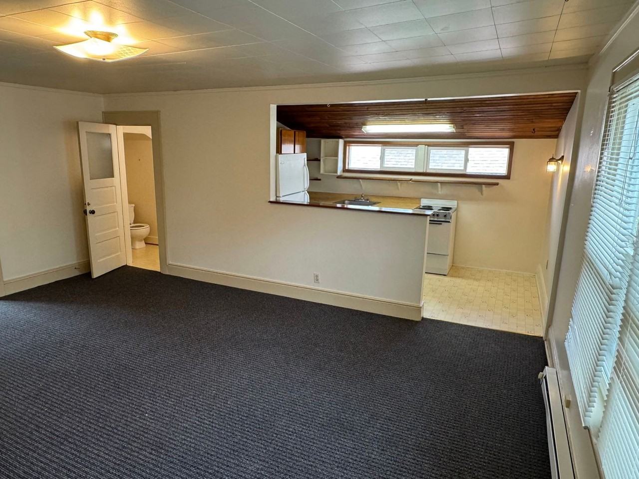 1418 Olive St #B - Photo 4 of 19