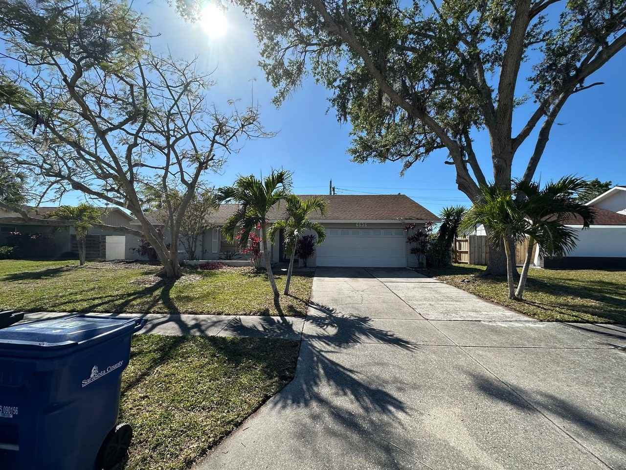 6535 Waterford Cir - Photo 2 of 30