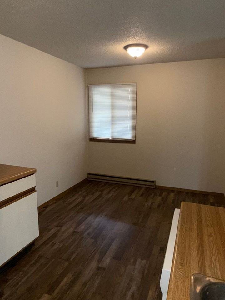 2319 Meadow - Photo 4 of 14