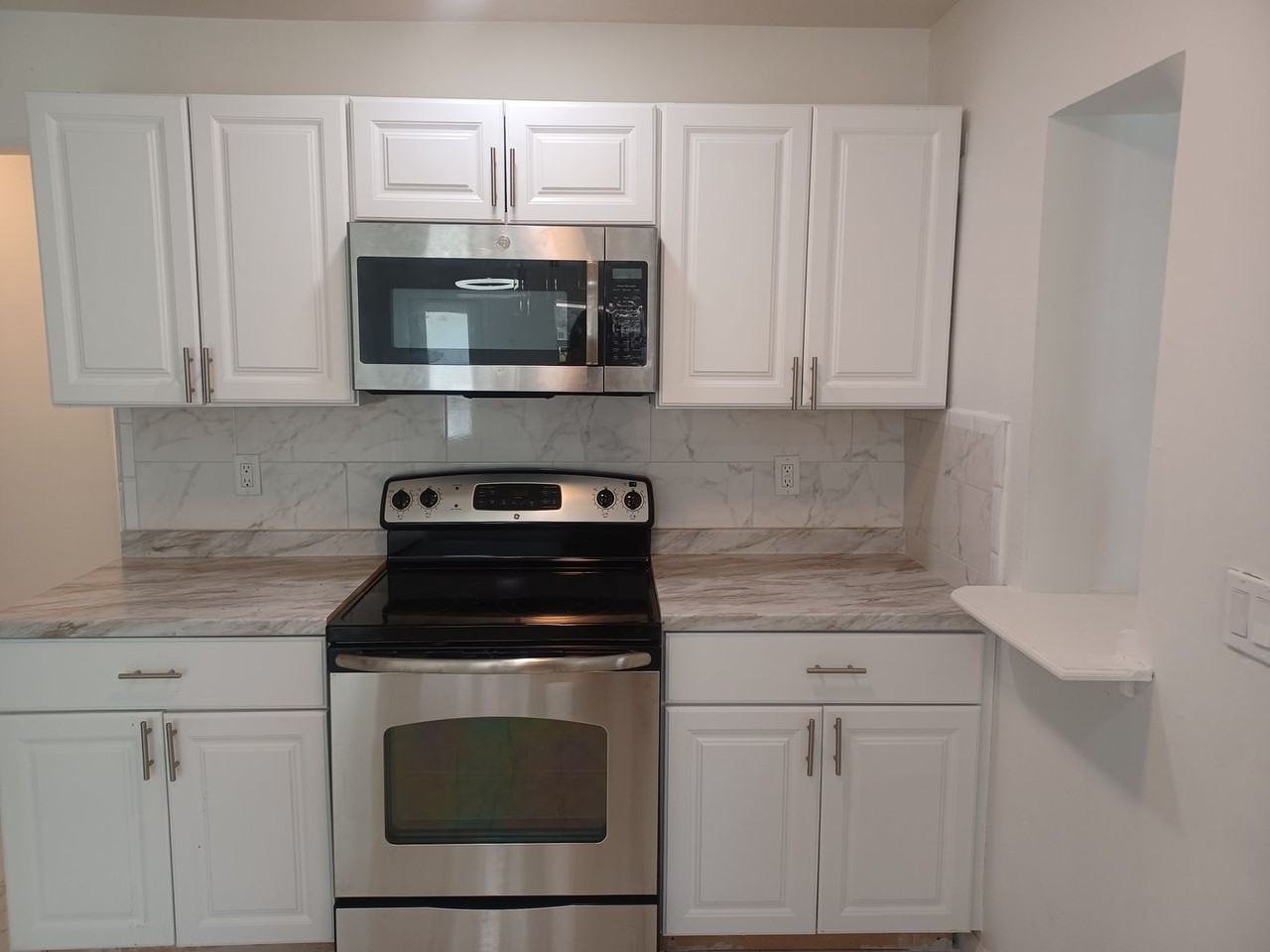 2627 Saint Charles St - Photo 6 of 21