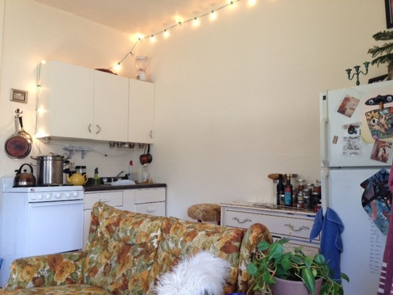 2707 S Madison St - Photo 3 of 7