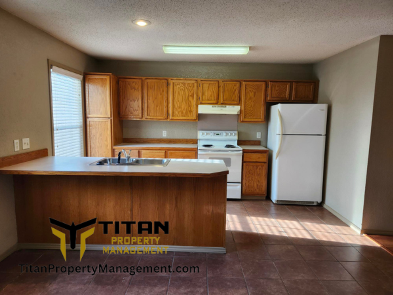 808 Tee St - Photo 5 of 19