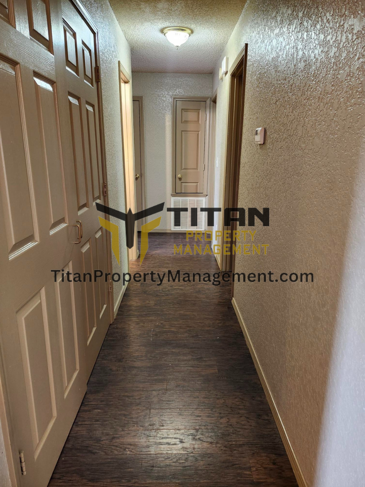 808 Tee St - Photo 7 of 19