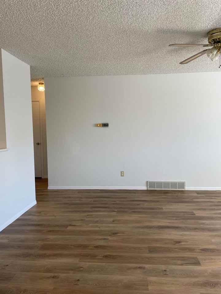 2143 Ryeland Ln - Photo 4 of 50