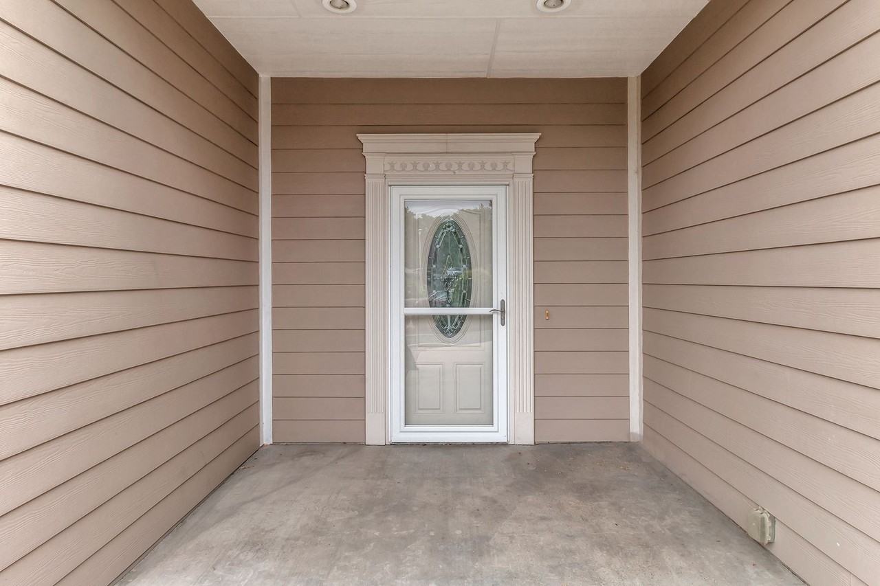 2245 Idella Ct - Photo 3 of 50
