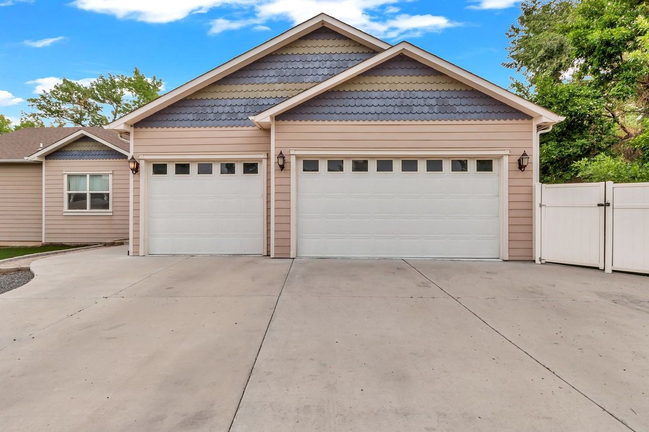 2245 Idella Ct - Photo 4 of 50