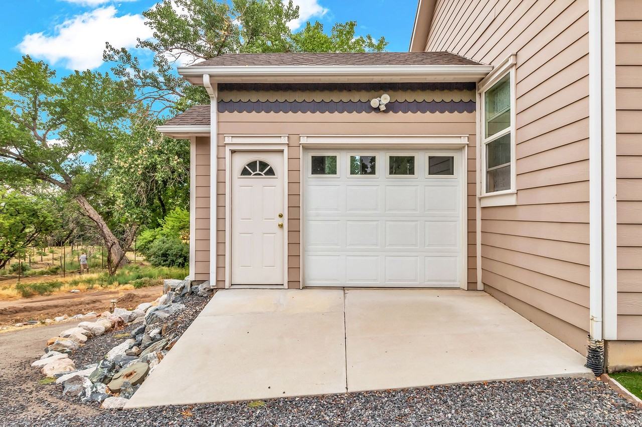 2245 Idella Ct - Photo 6 of 50